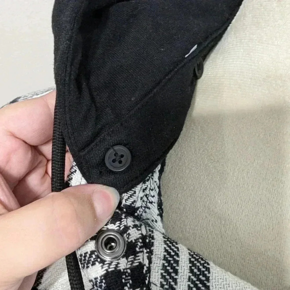 3/$30 NWT River Island Plaid Jacket - Picture 3 of 4